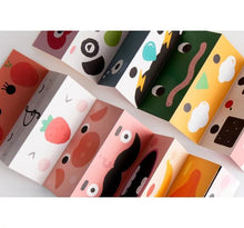 Load image into Gallery viewer, 溫柔系幼兒啟蒙互動繪本:小臉蛋 x 手指頭 x 腳趾頭