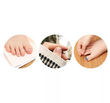 Load image into Gallery viewer, 溫柔系幼兒啟蒙互動繪本:小臉蛋 x 手指頭 x 腳趾頭