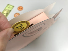 Load image into Gallery viewer, 我的第一個小豬撲滿【第一桶金版】:跟著波波奇奇建立金錢觀的第一步--即將抵達