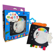 Load image into Gallery viewer, 小白魚觸摸布書
